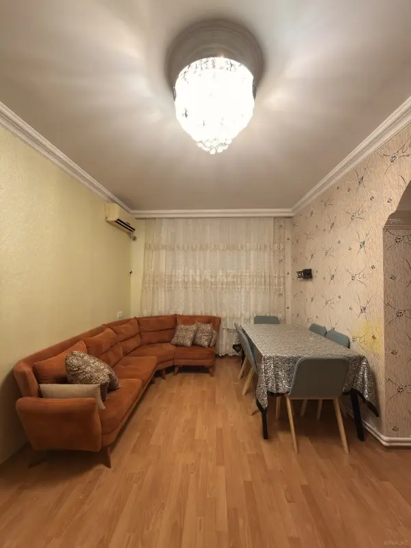 Kirayə verilir 2 otaqlı mənzil 54 m²