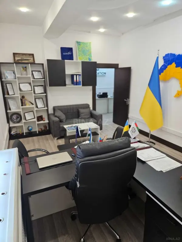 Kirayə verilir 3 otaqlı ofis 80 m²