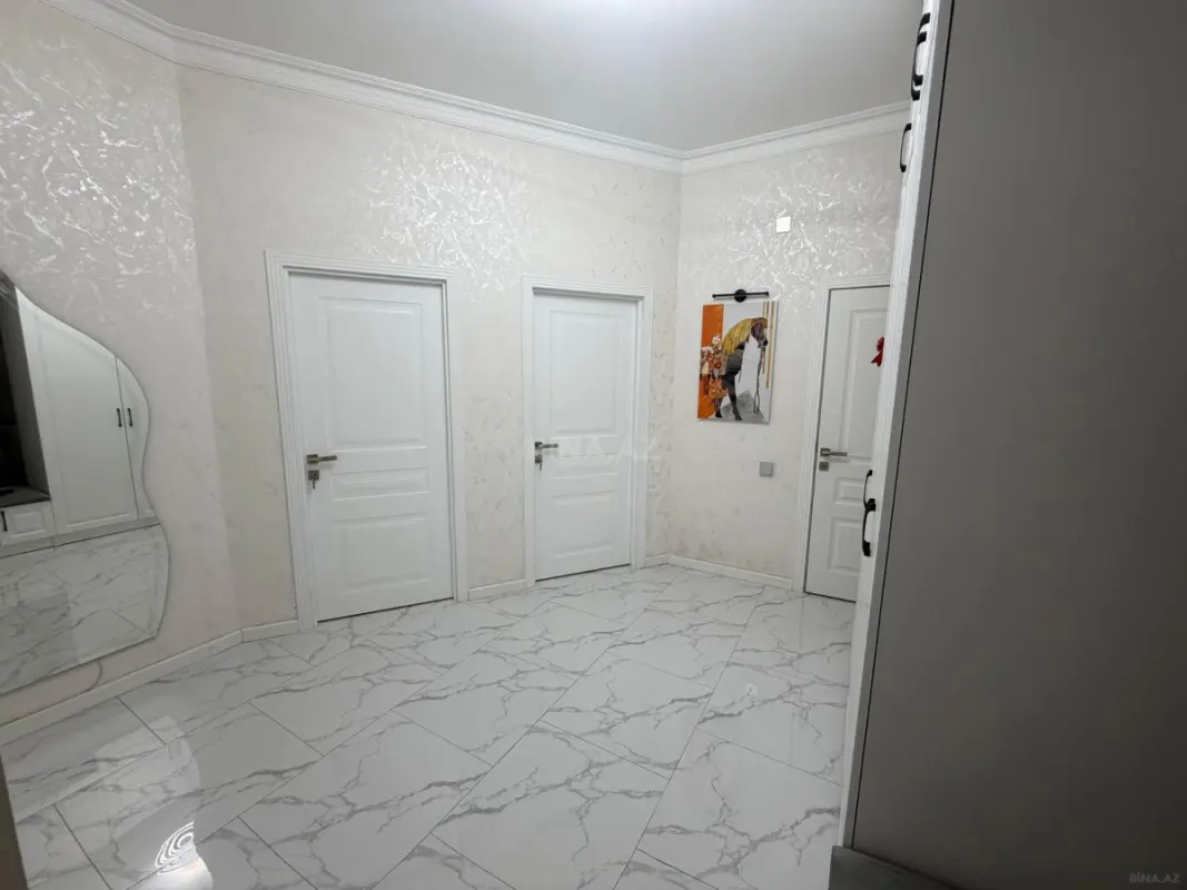 Kirayə verilir 2 otaqlı mənzil 66 m²