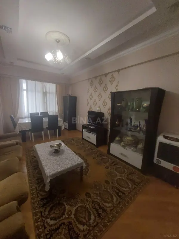 Satılır 2 otaqlı mənzil 71 m²