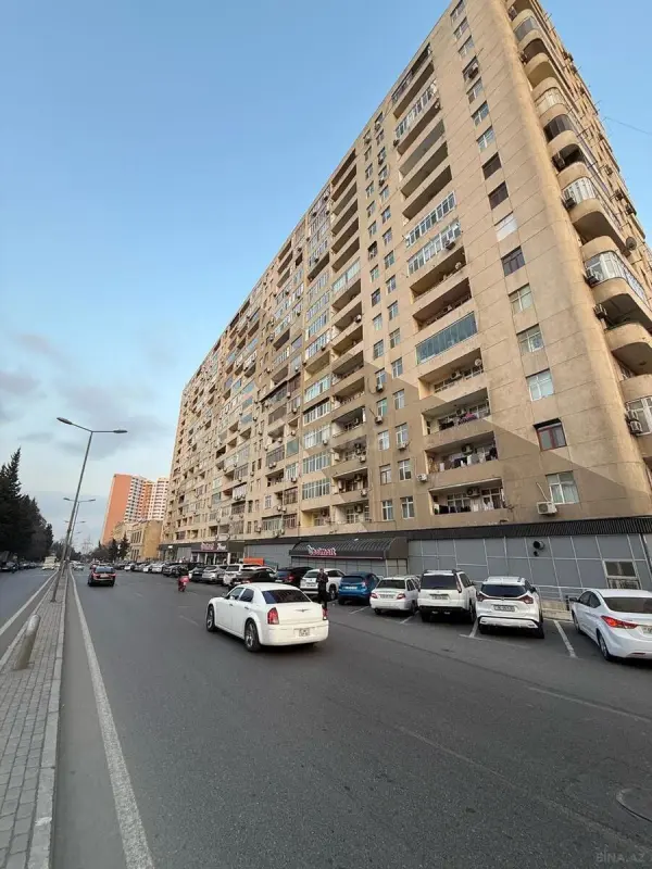 Satılır 3 otaqlı mənzil 90 m²