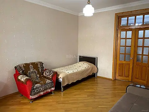 Kirayə verilir 5 otaqlı mənzil 150 m² — Bakı, Nəsimi 5 otaq 150.00 m²