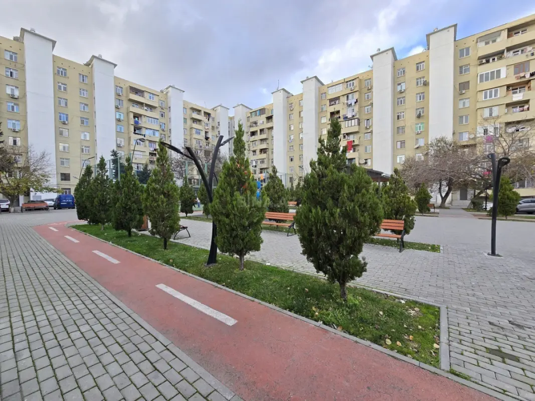 Satılır 3 otaqlı mənzil 55 m²