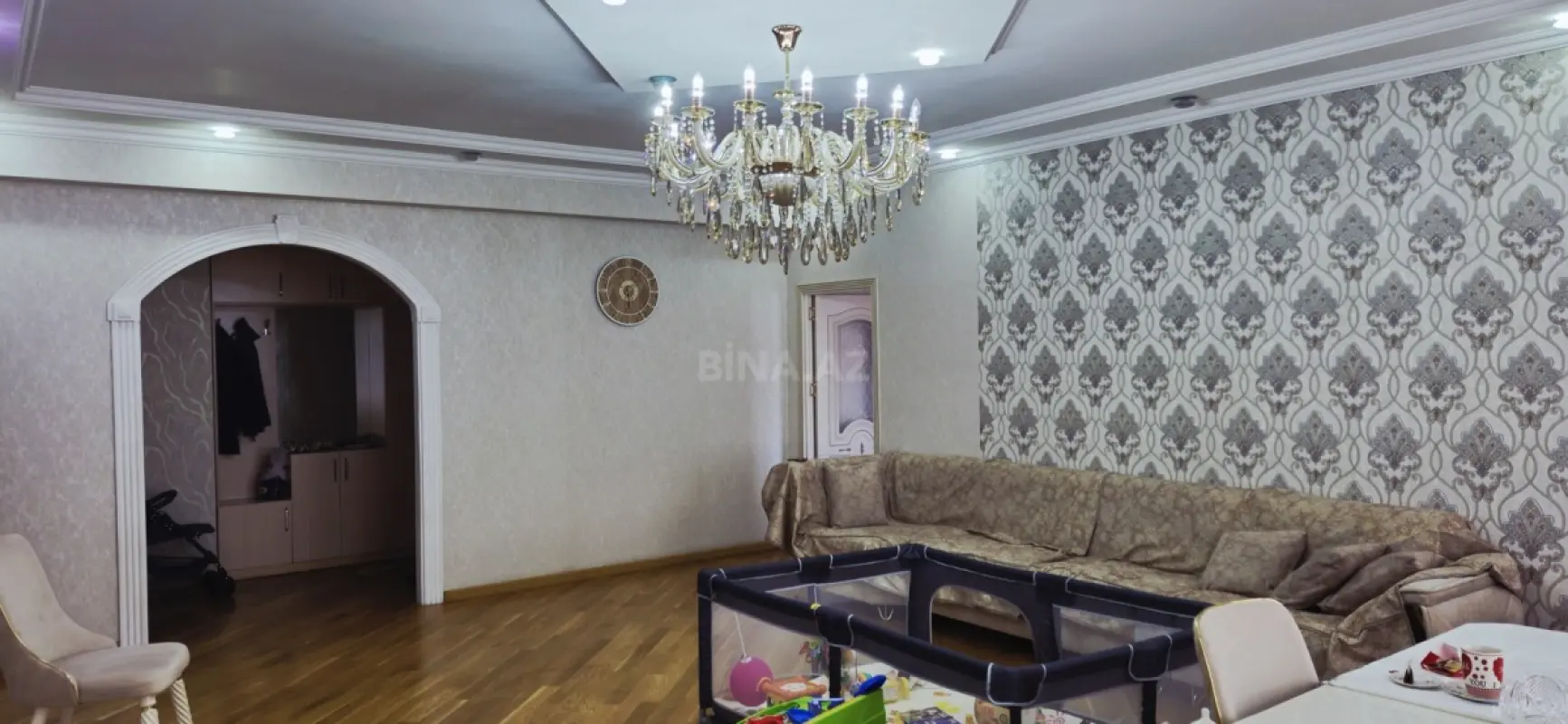 Satılır 3 otaqlı mənzil 120 m²