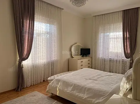 Satılır 4 otaqlı həyət evi 180 m² — Bakı, Mərdəkan 4 otaq 180.00 m²