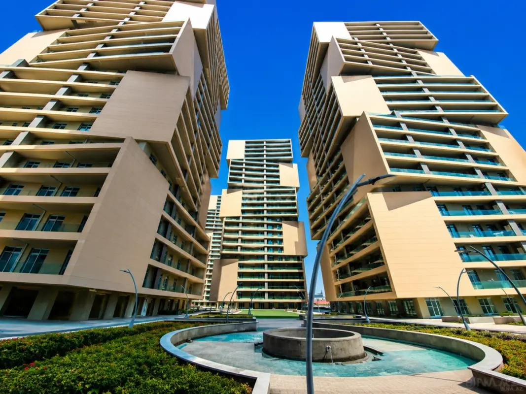 Kirayə verilir 3 otaqlı mənzil 148 m²