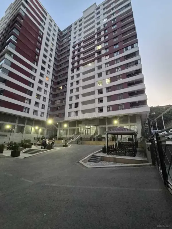 Kirayə verilir 2 otaqlı mənzil 60 m²