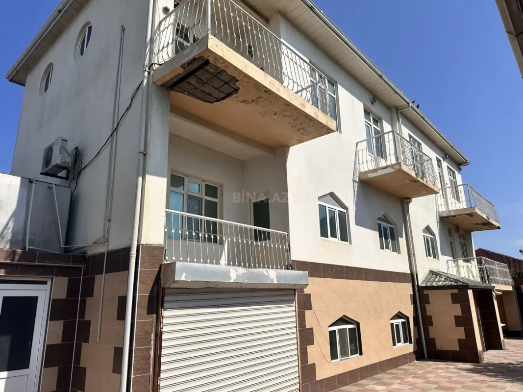 Kirayə verilir 8 otaqlı həyət evi 400 m²