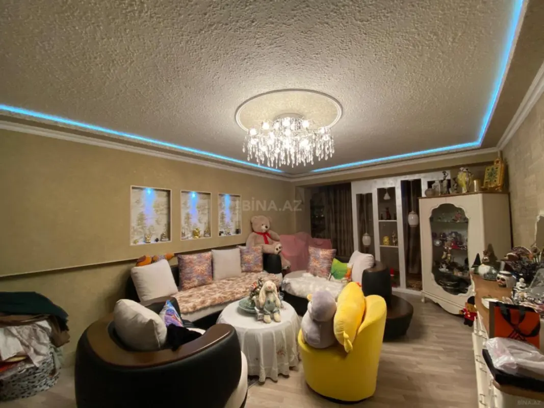 Satılır 3 otaqlı mənzil 90 m²