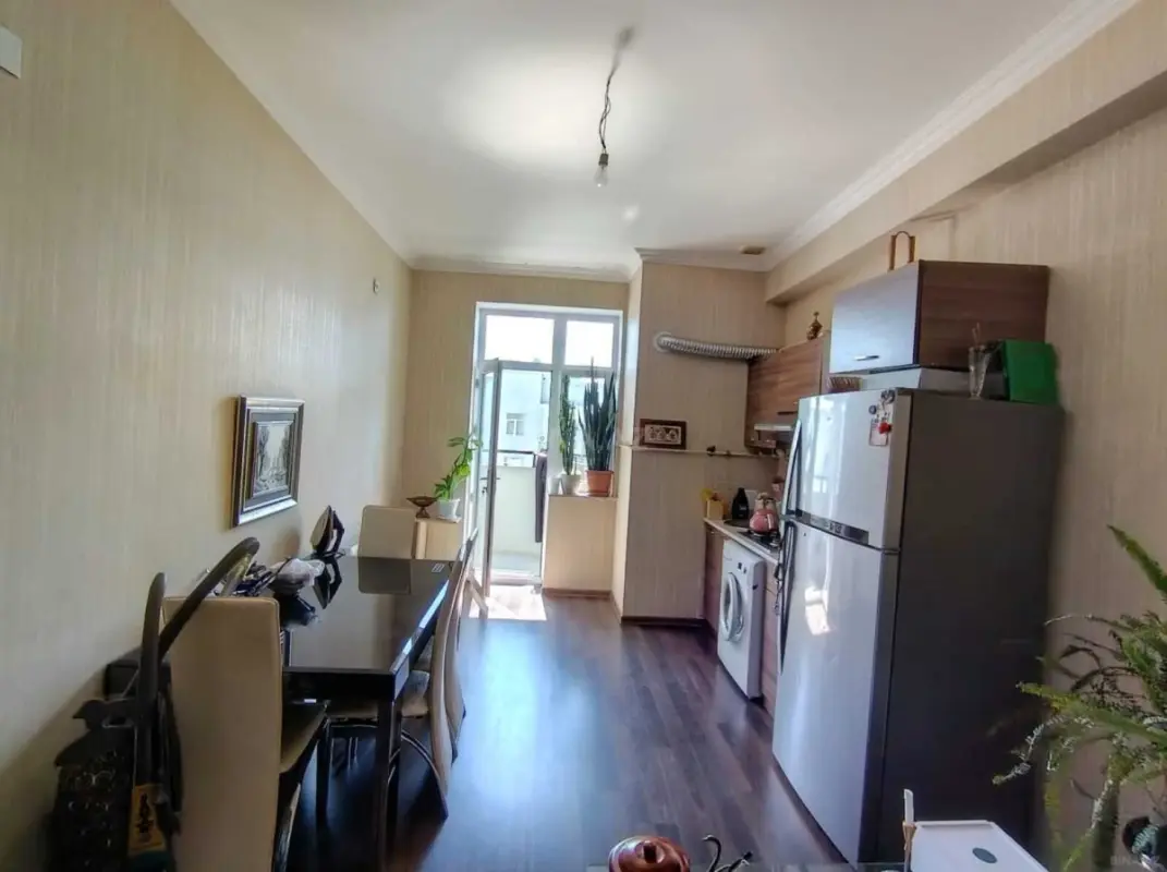Satılır 1 otaqlı mənzil 44 m²