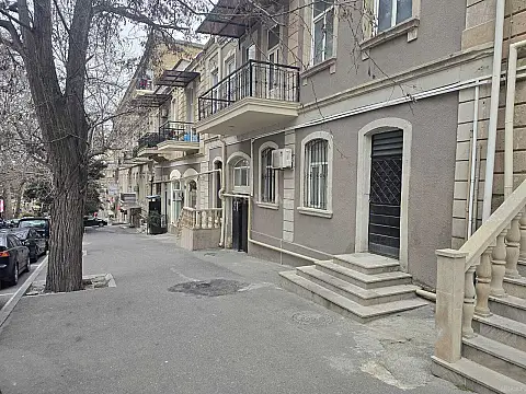 Kirayə verilir obyekt 60 m² — Bakı 60.00 m²