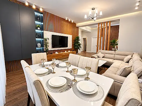 Kirayə verilir 3 otaqlı mənzil 147 m² — Bakı 3 otaq 147.00 m²
