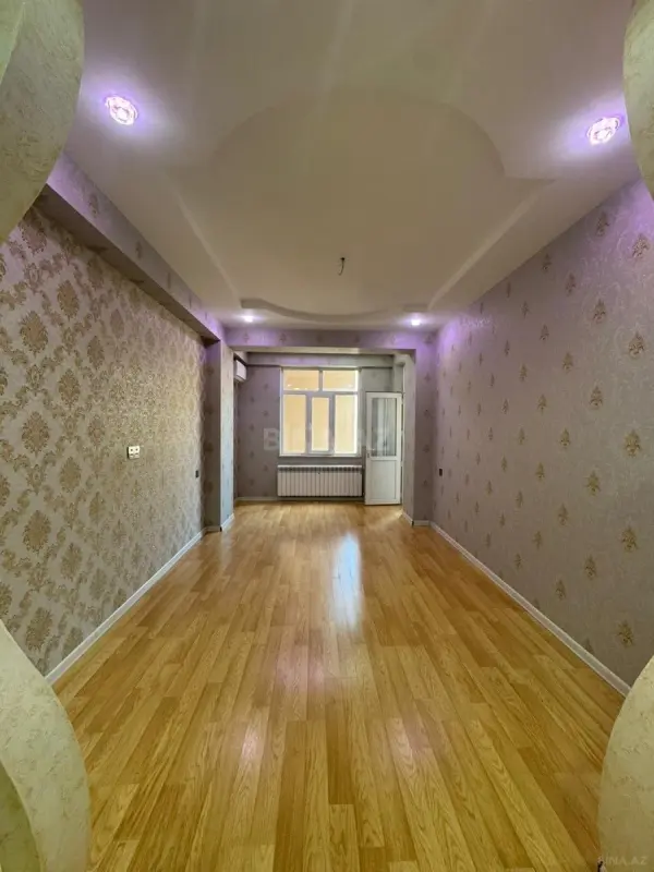 Satılır 2 otaqlı mənzil 89 m²