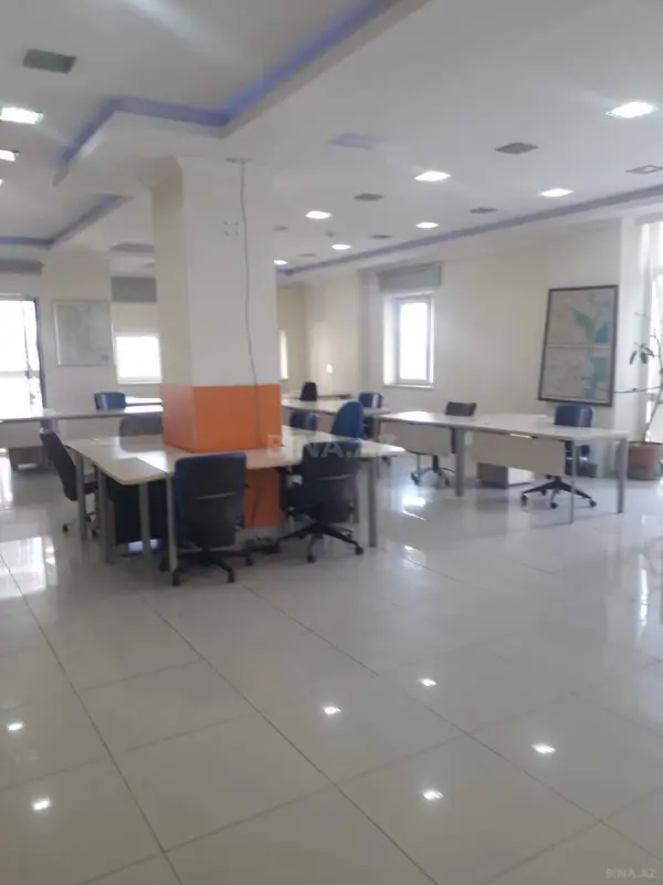 Kirayə verilir 6 otaqlı ofis 300 m²