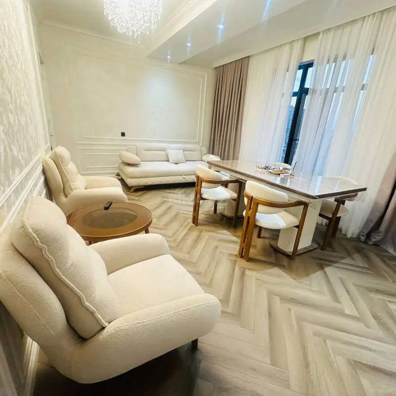 Kirayə verilir 3 otaqlı mənzil 100 m²