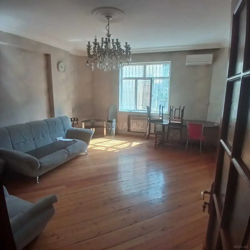 Satılır 2 otaqlı mənzil 55 m²