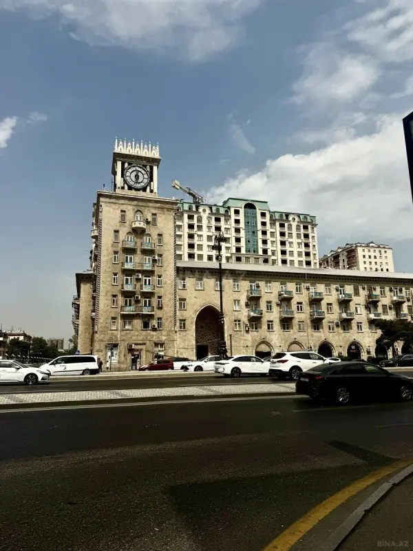 Satılır 2 otaqlı mənzil 78.3 m²