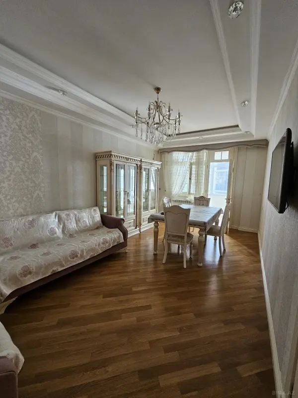 Kirayə verilir 3 otaqlı mənzil 100 m²