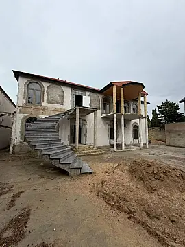 Satılır 7 otaqlı həyət evi 250 m² — Bakı, Şüvəlan 7 otaq 250.00 m²