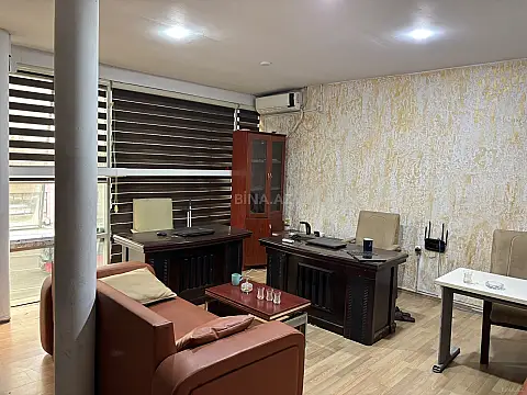Kirayə verilir 1 otaqlı ofis 30 m² — Bakı 1 otaq 30.00 m²
