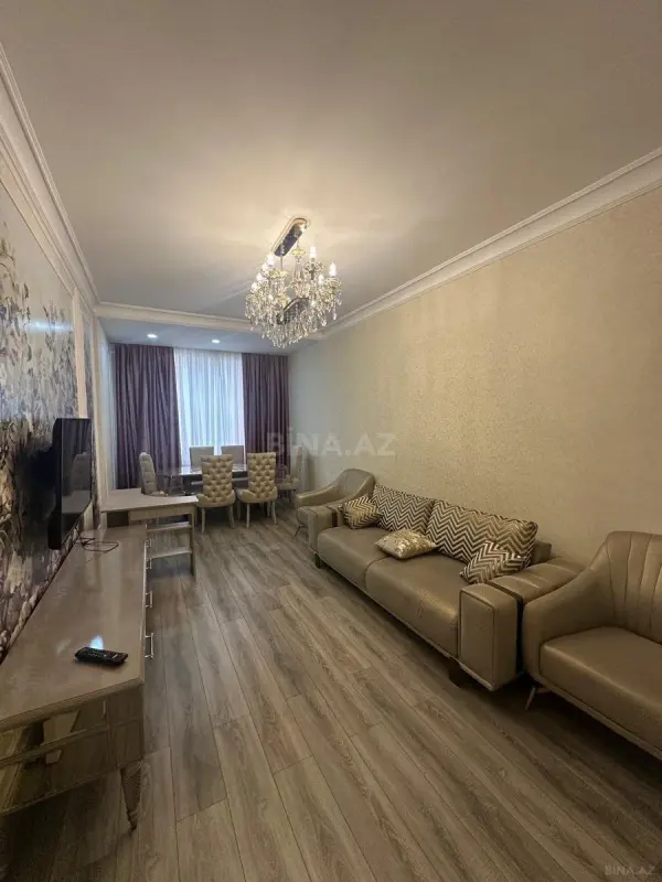 Satılır 3 otaqlı mənzil 115 m²