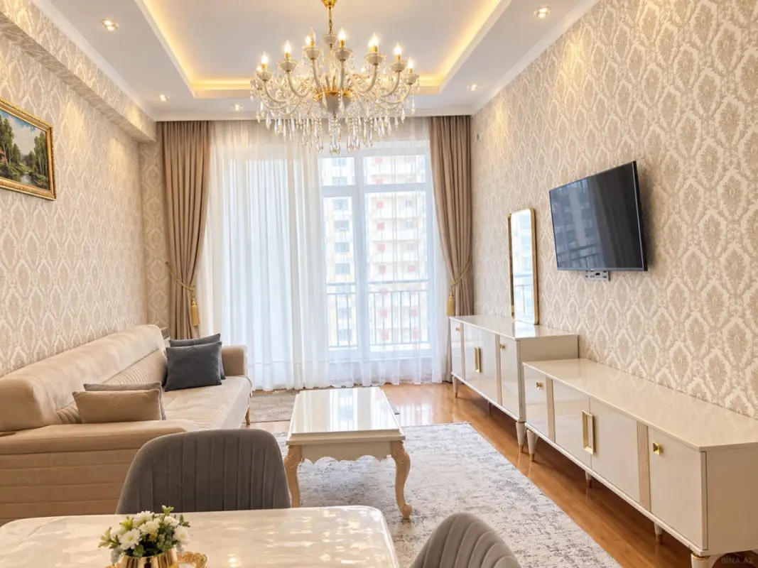 Kirayə verilir 3 otaqlı mənzil 120 m²
