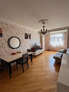 Satılır 4 otaqlı mənzil 102 m² — Bakı, Həzi Aslanov qəs. 4 otaq 102.00 m²