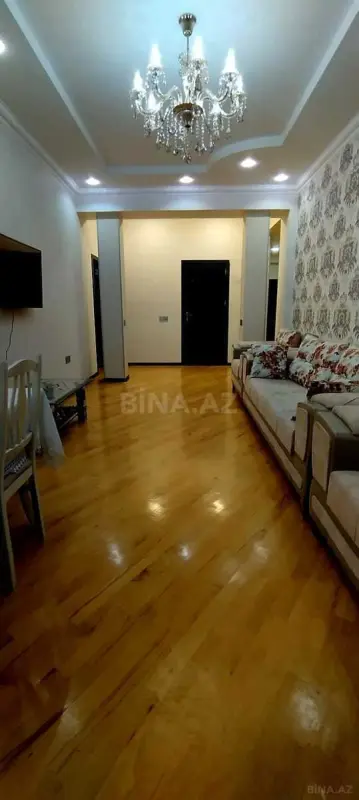 Kirayə verilir 2 otaqlı mənzil 100 m²