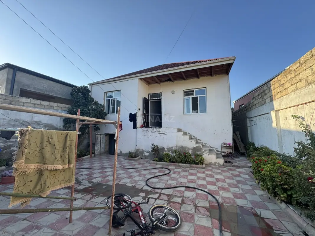 Satılır 3 otaqlı həyət evi 90 m²
