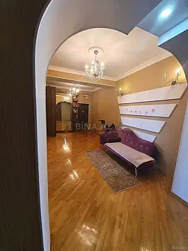 Satılır 3 otaqlı mənzil 145 m² — Bakı, Bakıxanov 3 otaq 145.00 m²