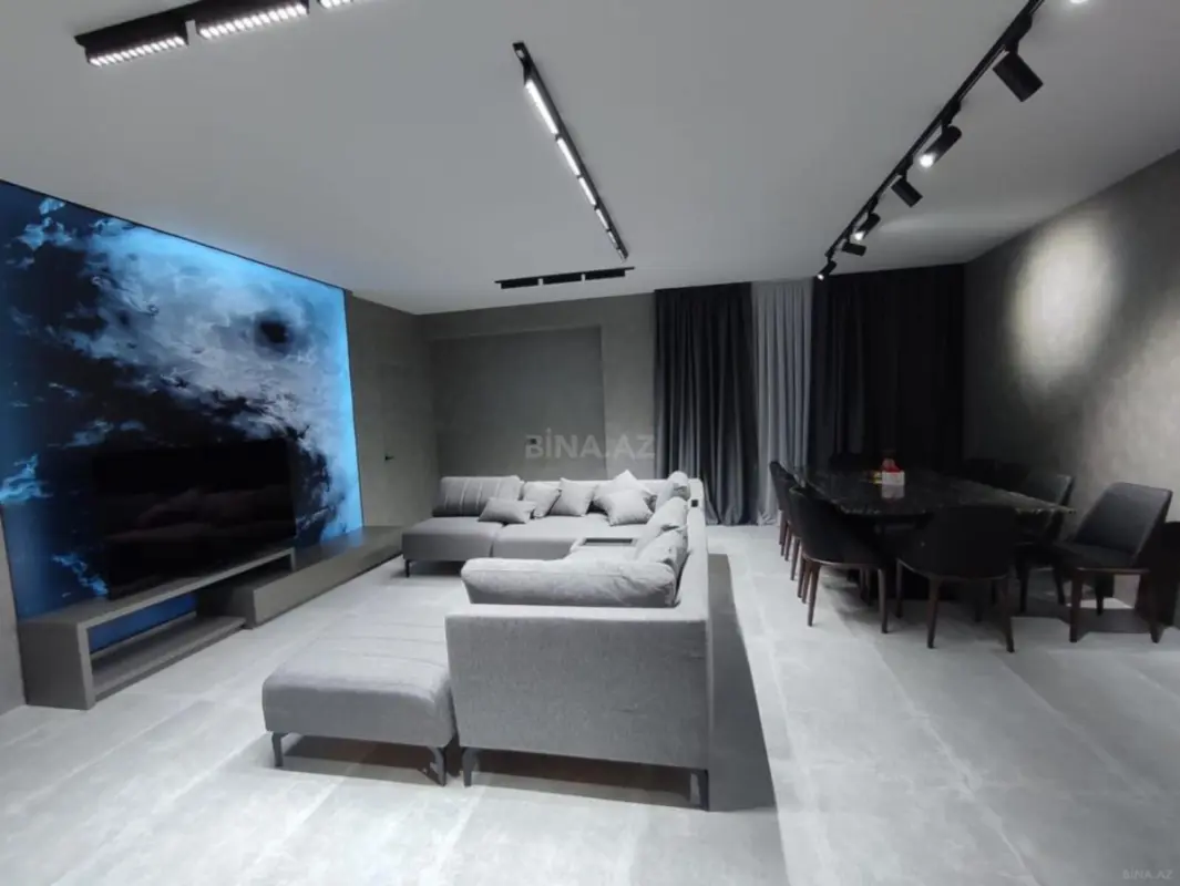 Satılır 3 otaqlı mənzil 145 m²