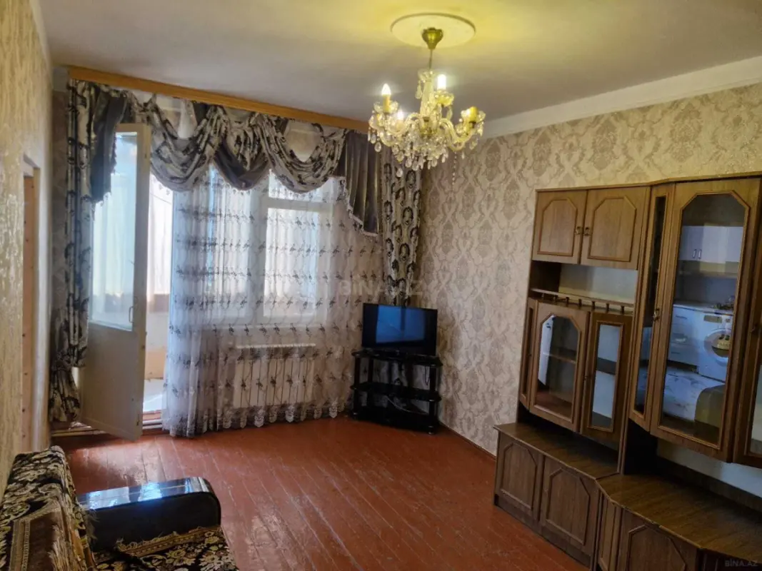 Kirayə verilir 2 otaqlı mənzil 45 m²