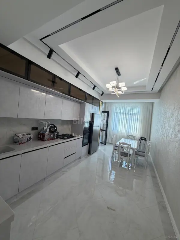 Kirayə verilir 3 otaqlı mənzil 120 m²