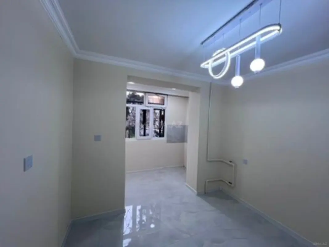 Satılır 4 otaqlı mənzil 100 m²