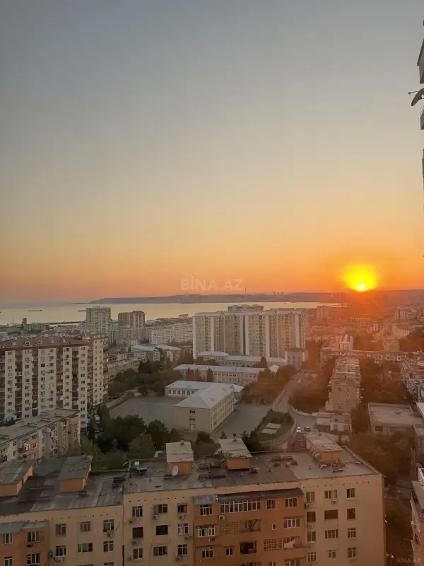 Satılır 3 otaqlı mənzil 56 m²