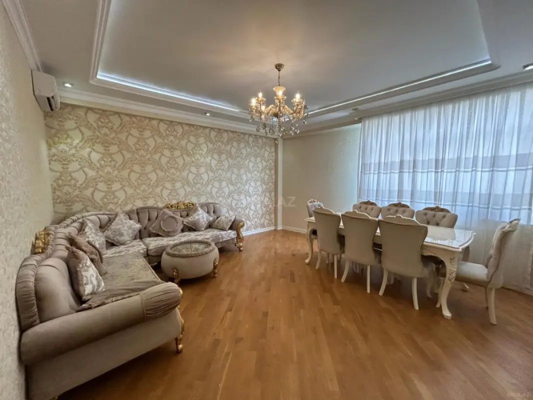 Kirayə verilir 2 otaqlı mənzil 75 m²