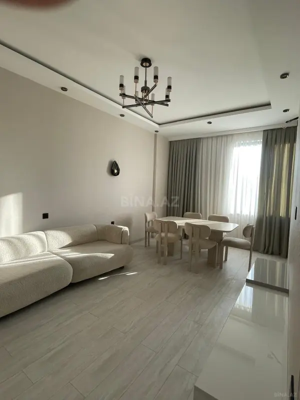 Satılır 2 otaqlı mənzil 70 m²