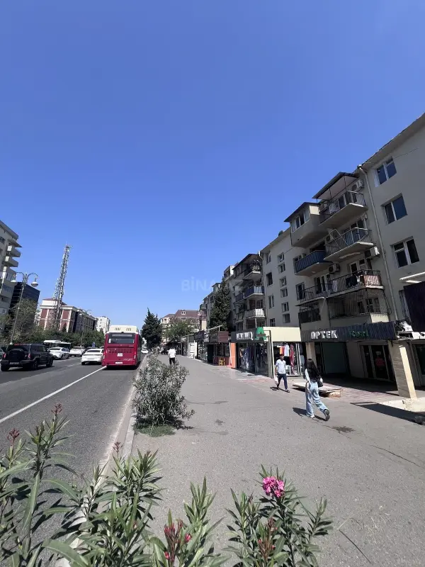 Satılır 3 otaqlı mənzil 74 m²