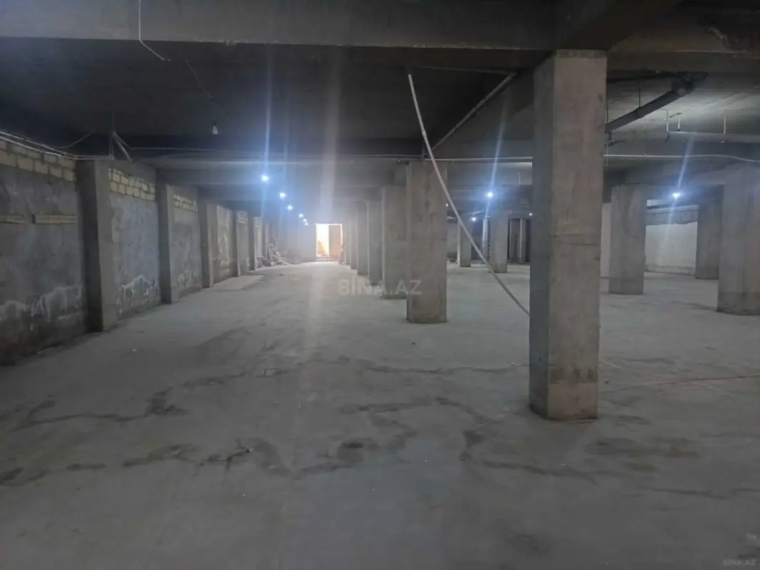 Kirayə verilir obyekt 960 m²