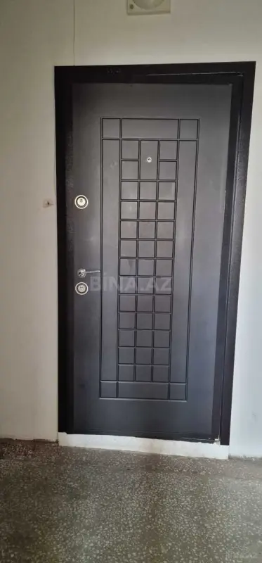 Satılır 2 otaqlı mənzil 78 m²