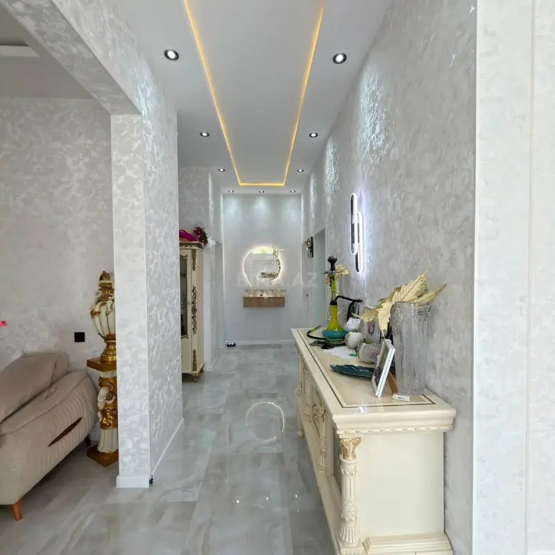 Satılır 4 otaqlı həyət evi 180 m²