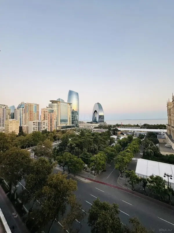 Kirayə verilir 3 otaqlı mənzil 100 m²