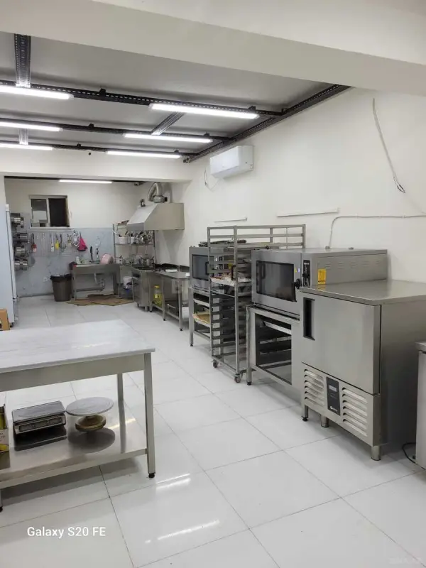 Kirayə verilir obyekt 150 m²