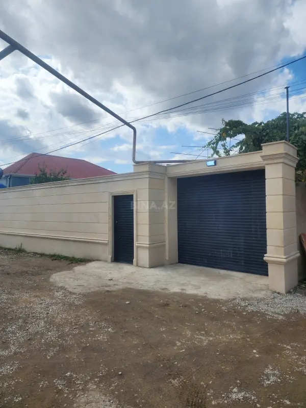 Satılır 4 otaqlı həyət evi 120 m²