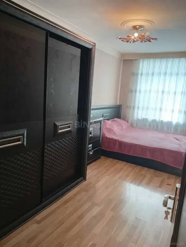 Kirayə verilir 2 otaqlı mənzil 50 m²