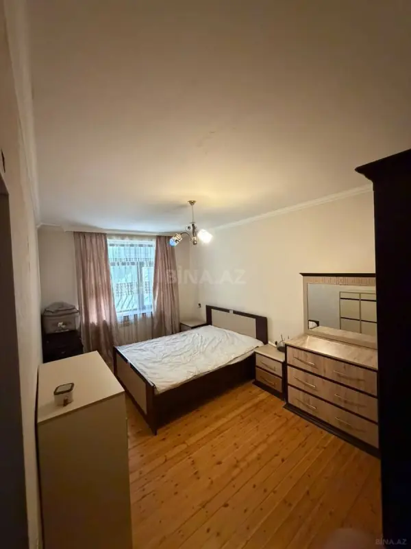 Kirayə verilir 2 otaqlı mənzil 70 m²