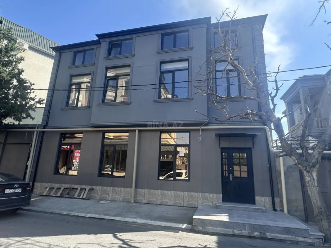 Satılır obyekt 350 m²