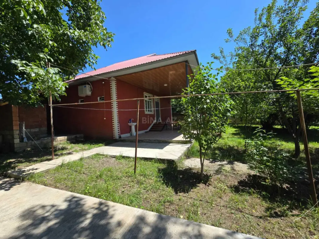 Kirayə verilir 3 otaqlı həyət evi 120 m²