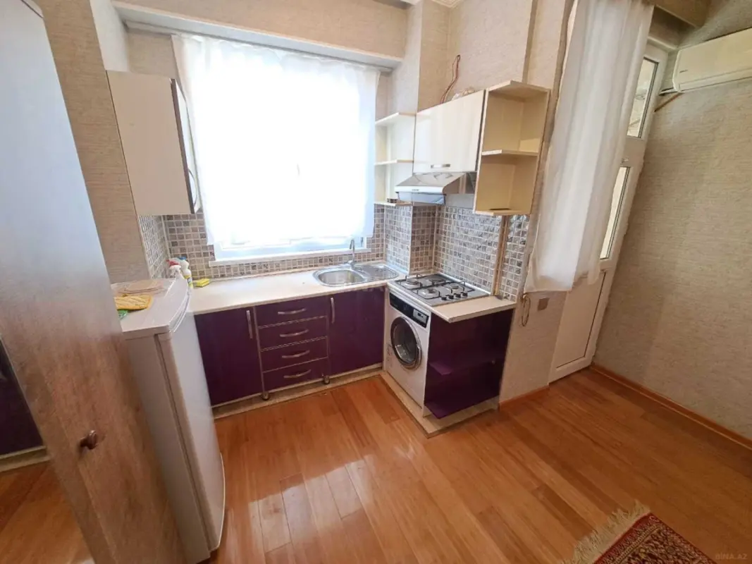 Satılır 1 otaqlı mənzil 30 m²
