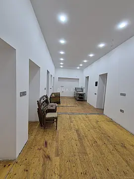 Kirayə verilir obyekt 100 m² — Bakı, Nizami 100.00 m²